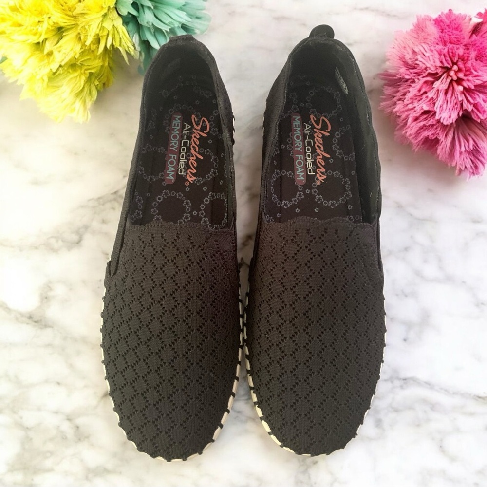 Skechers shoes Sepulveda Blvd Black Sneakers Slip-On Comfort Sz 9